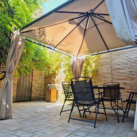 Pini Hostel - Przytulne Pokoje W Centrum Krakowa 外观 照片