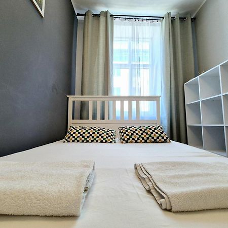 Pini Hostel - Przytulne Pokoje W Centrum Krakowa 外观 照片