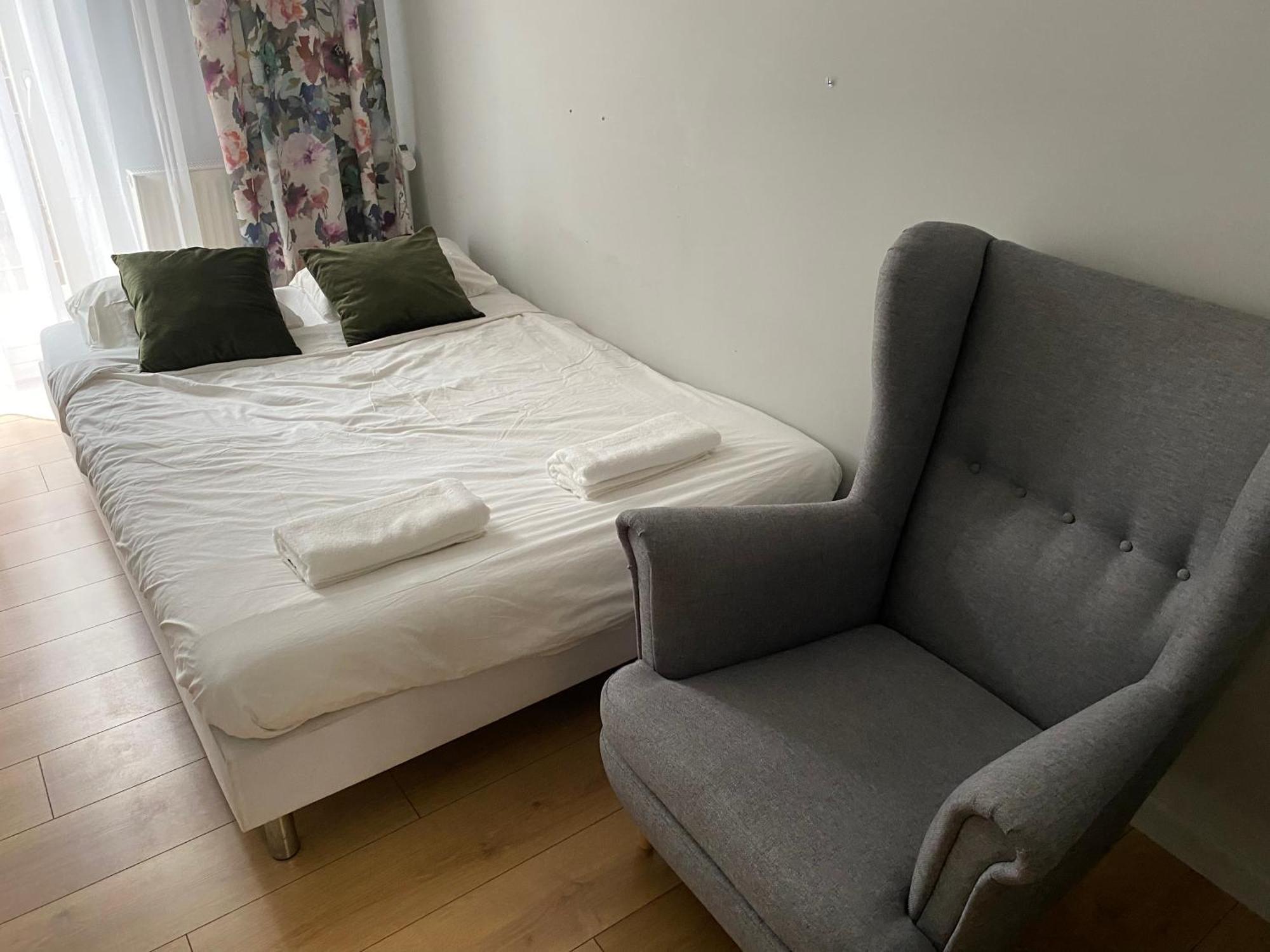 Pini Hostel - Przytulne Pokoje W Centrum Krakowa 外观 照片