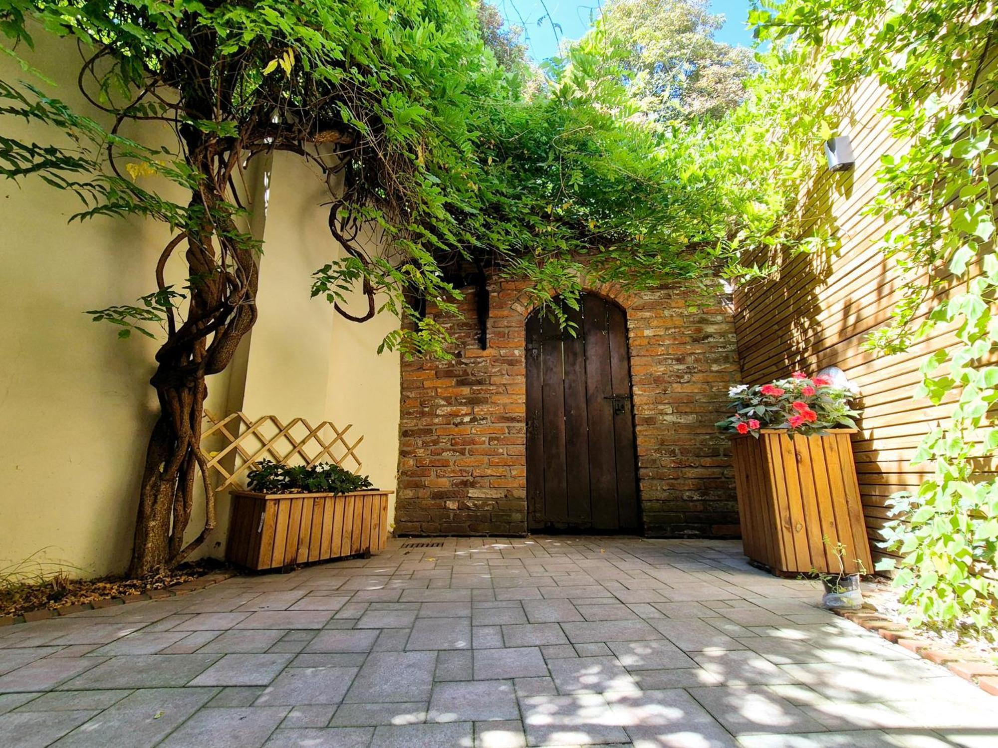 Pini Hostel - Przytulne Pokoje W Centrum Krakowa 外观 照片