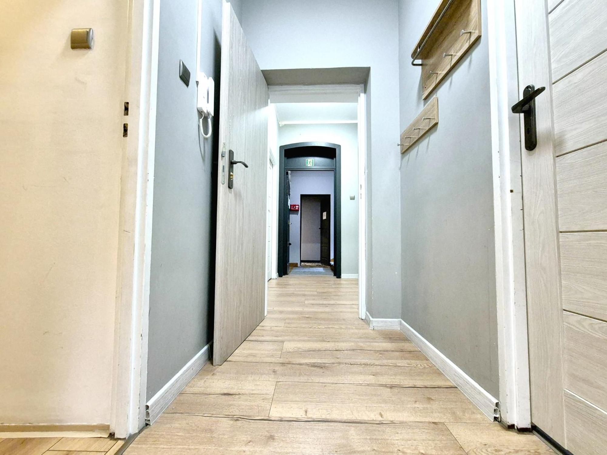 Pini Hostel - Przytulne Pokoje W Centrum Krakowa 外观 照片