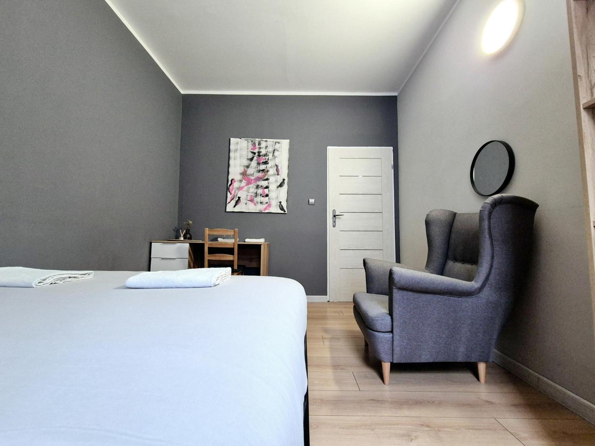 Pini Hostel - Przytulne Pokoje W Centrum Krakowa 外观 照片