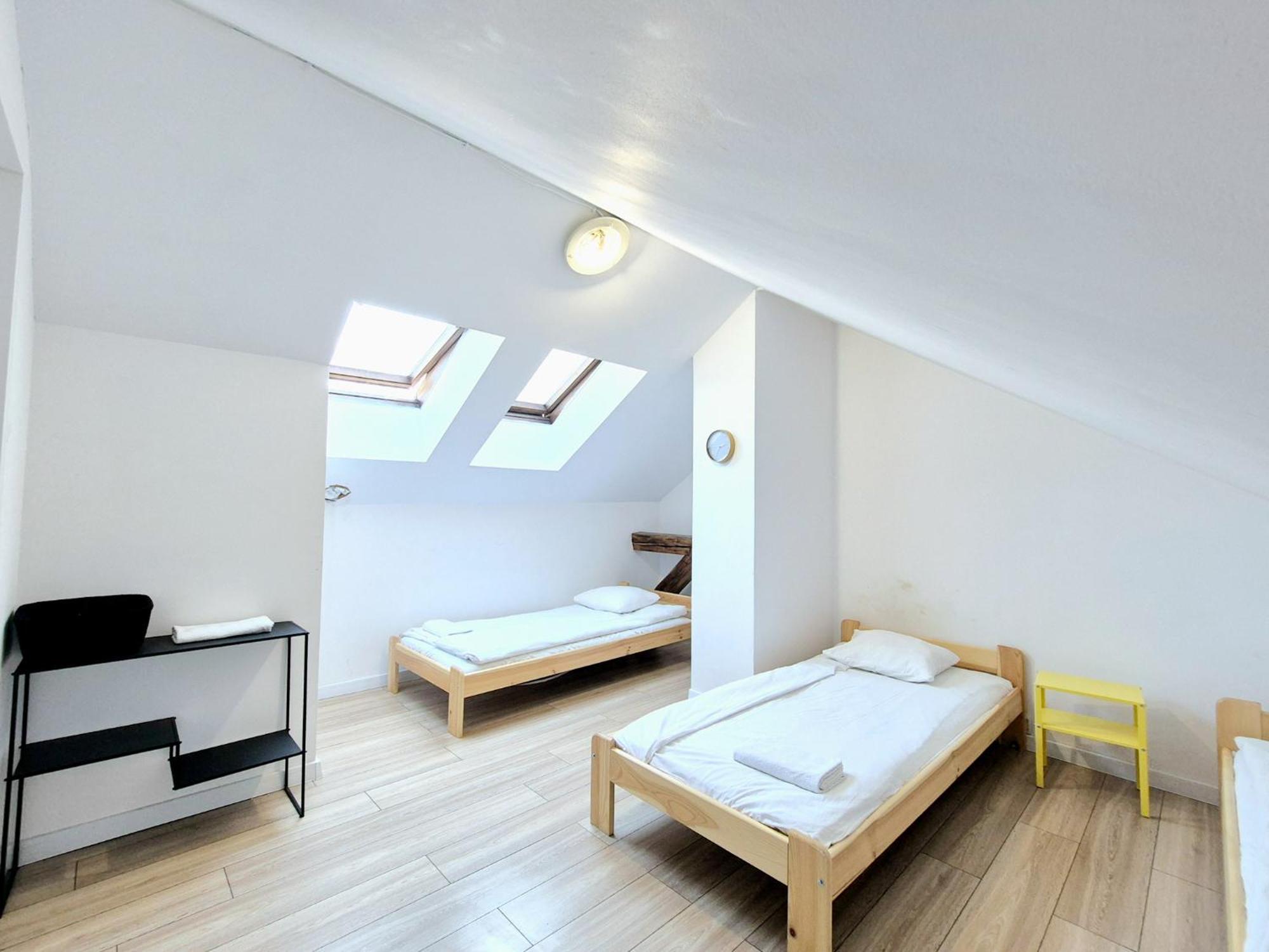 Pini Hostel - Przytulne Pokoje W Centrum Krakowa 外观 照片