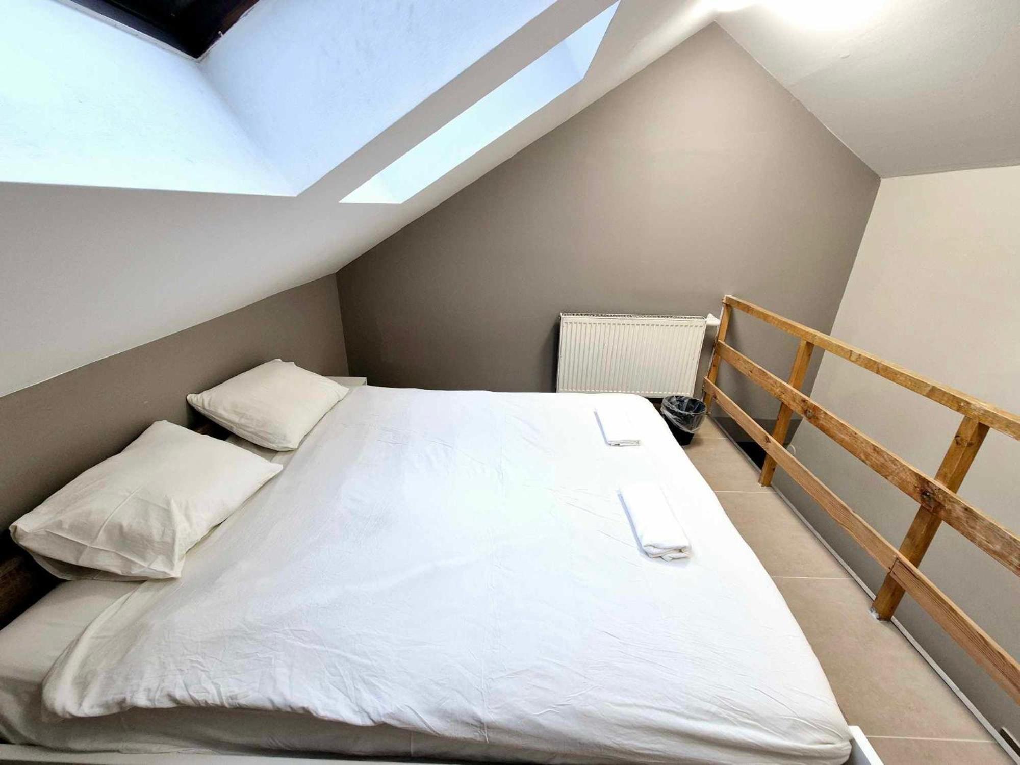 Pini Hostel - Przytulne Pokoje W Centrum Krakowa 外观 照片