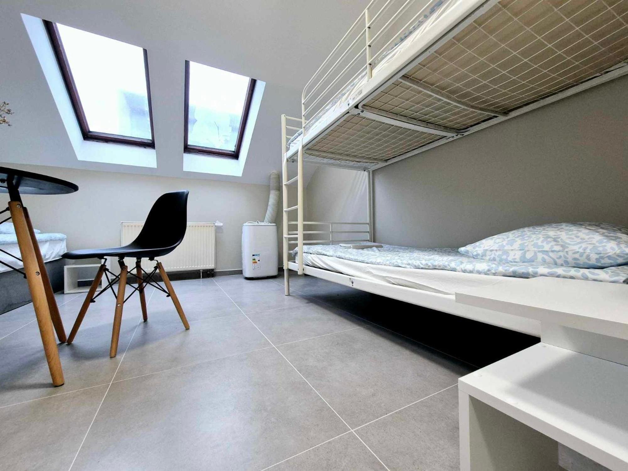 Pini Hostel - Przytulne Pokoje W Centrum Krakowa 外观 照片